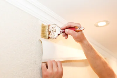 Pose de papier peint à Sennevières — revêtements muraux et toiles de verre
